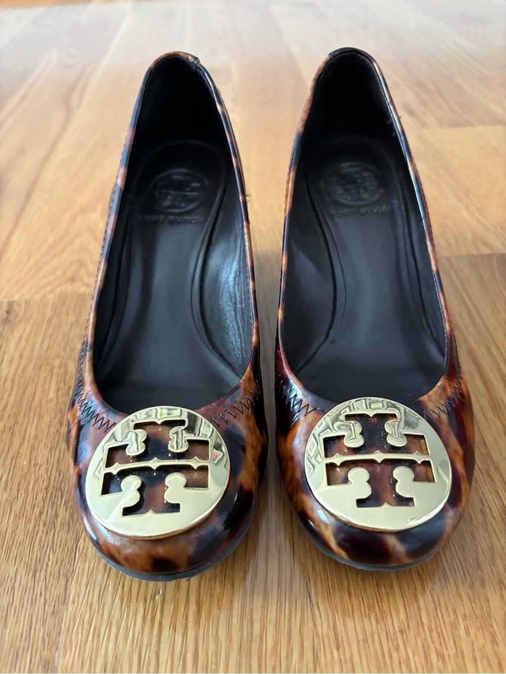 Tory Burch Tortoiseshell Reva Ballet Flats with Gold Logo